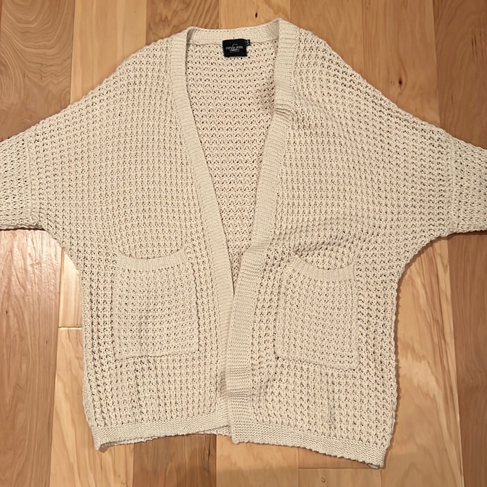 Carly Jean Gwenyth Cardigan Sweater, Beige
Small/Medium